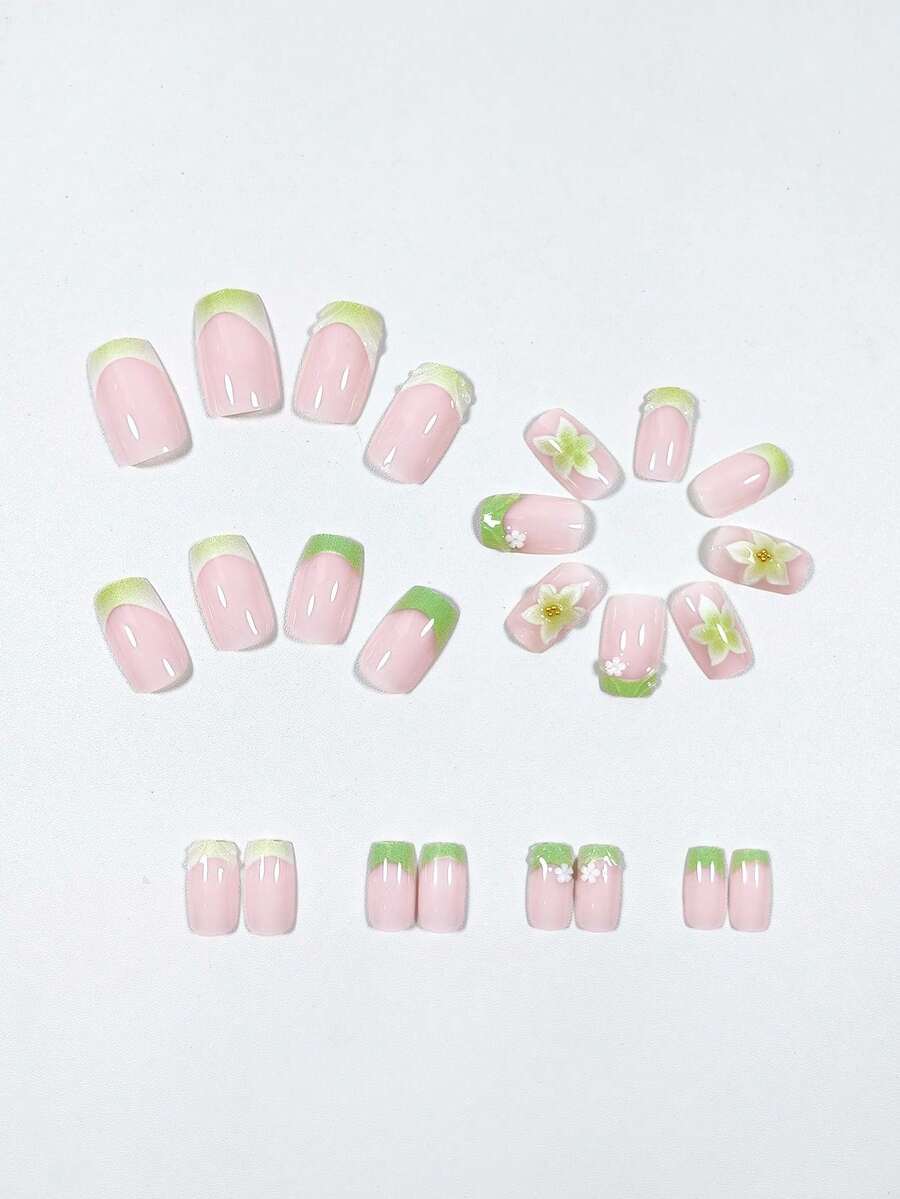 24-Piece Mint Green Floral Short Square Press-On Nails